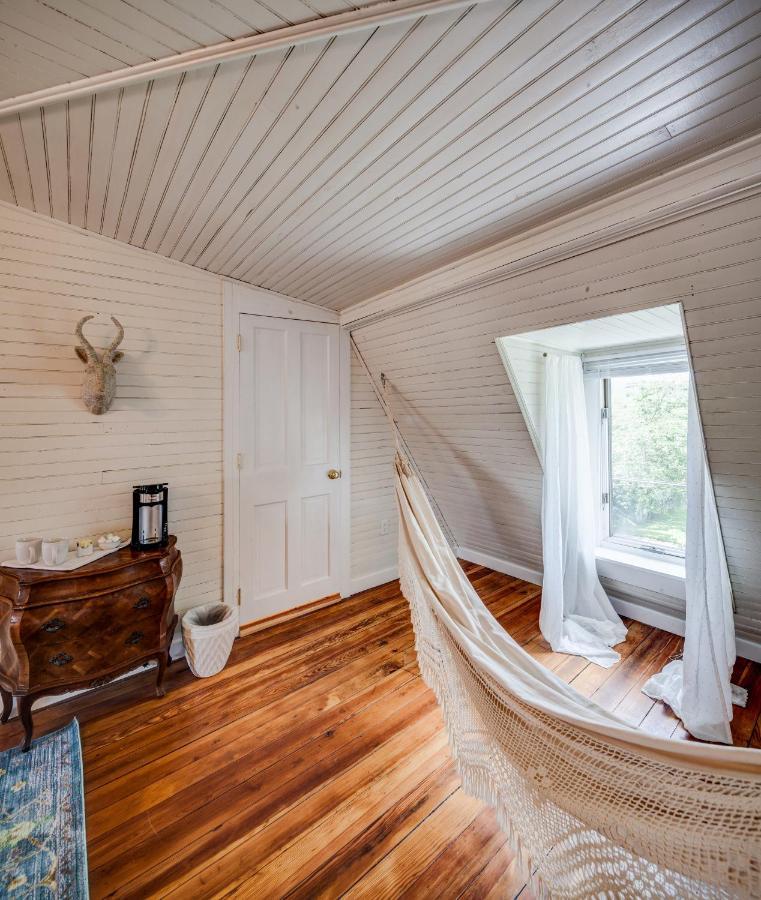 Fairytale Loft Suite 1 Bed, 1 Bath Luxury Apartment In Downtown Belmont Σάρλοτσβιλ Εξωτερικό φωτογραφία